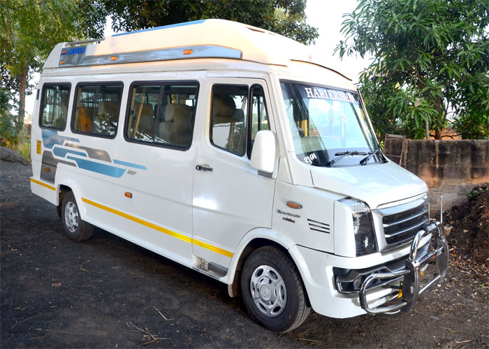 16 Seater Tempo Traveler